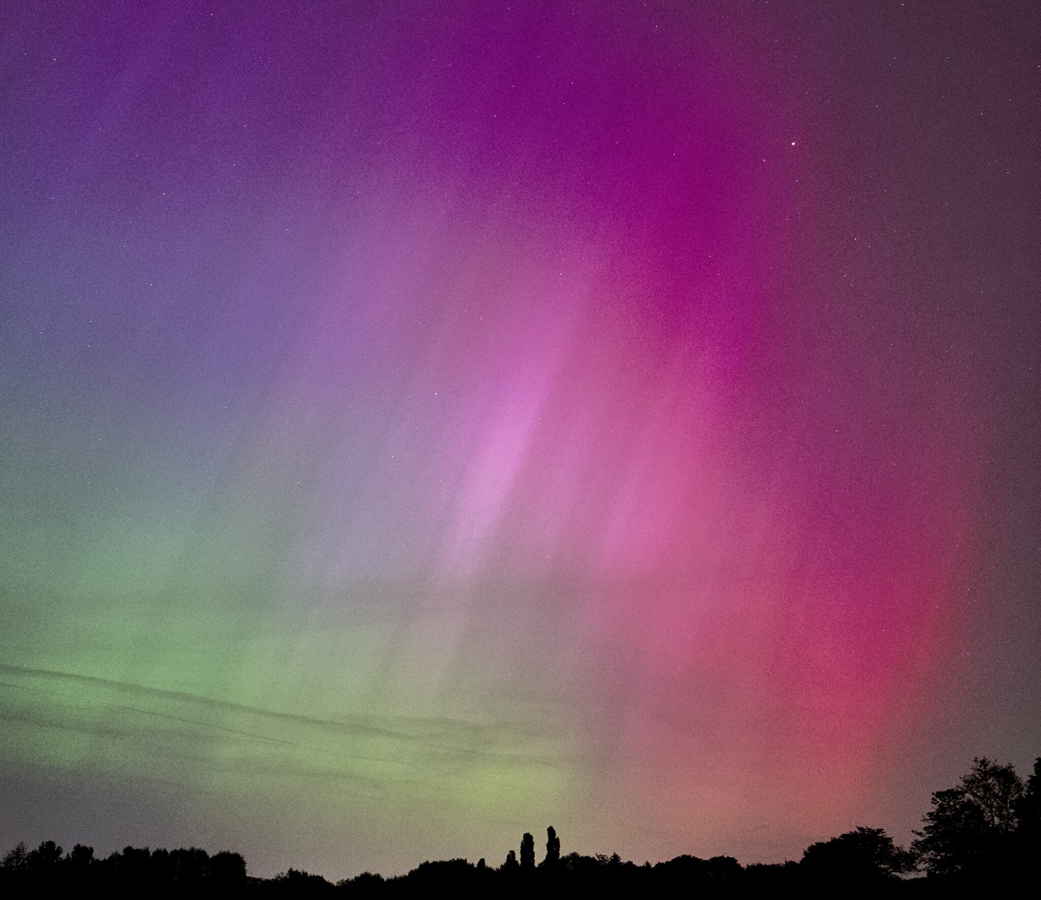 Wie Entstehen Polarlichter Einfach Erklärt Auroras – Wie entstehen Polarlichter? – mann.de